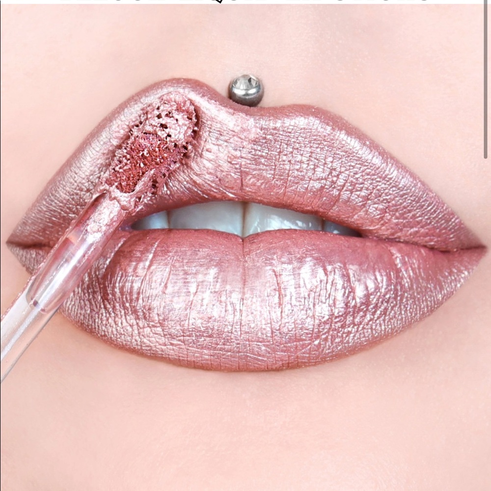 Jeffree Star Thirst Trap Lipstick